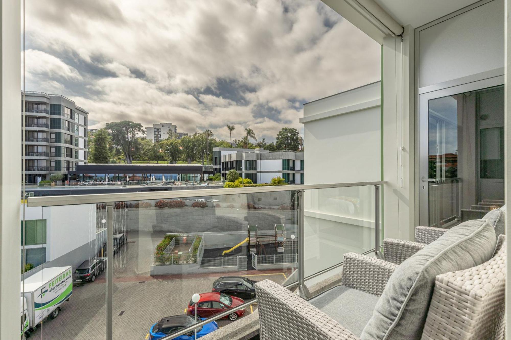 Vista Savoy By Rmz Appartement Funchal  Buitenkant foto