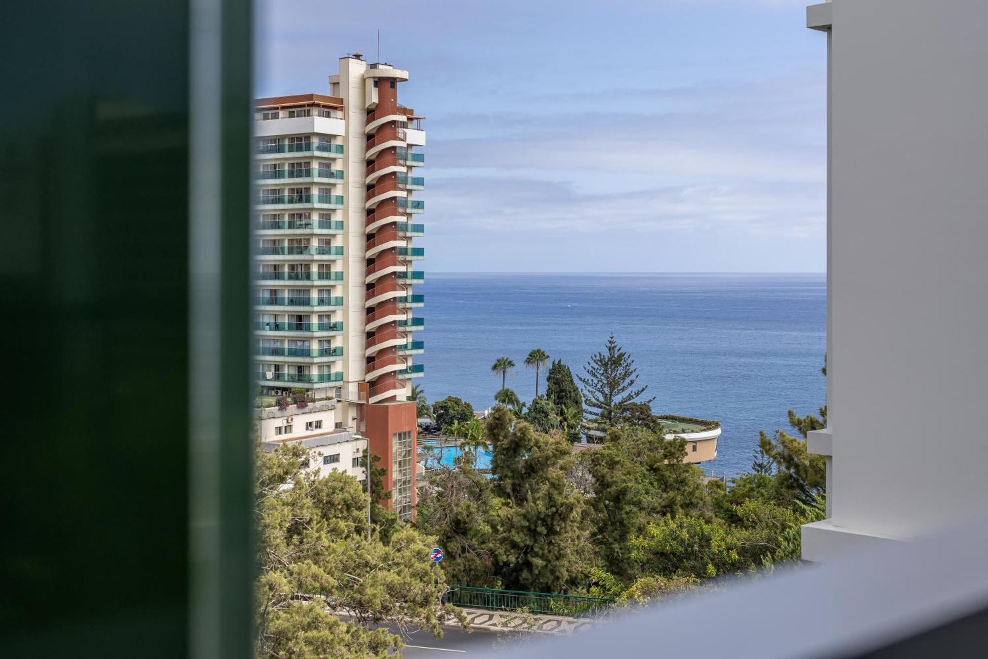 Vista Savoy By Rmz Appartement Funchal  Buitenkant foto