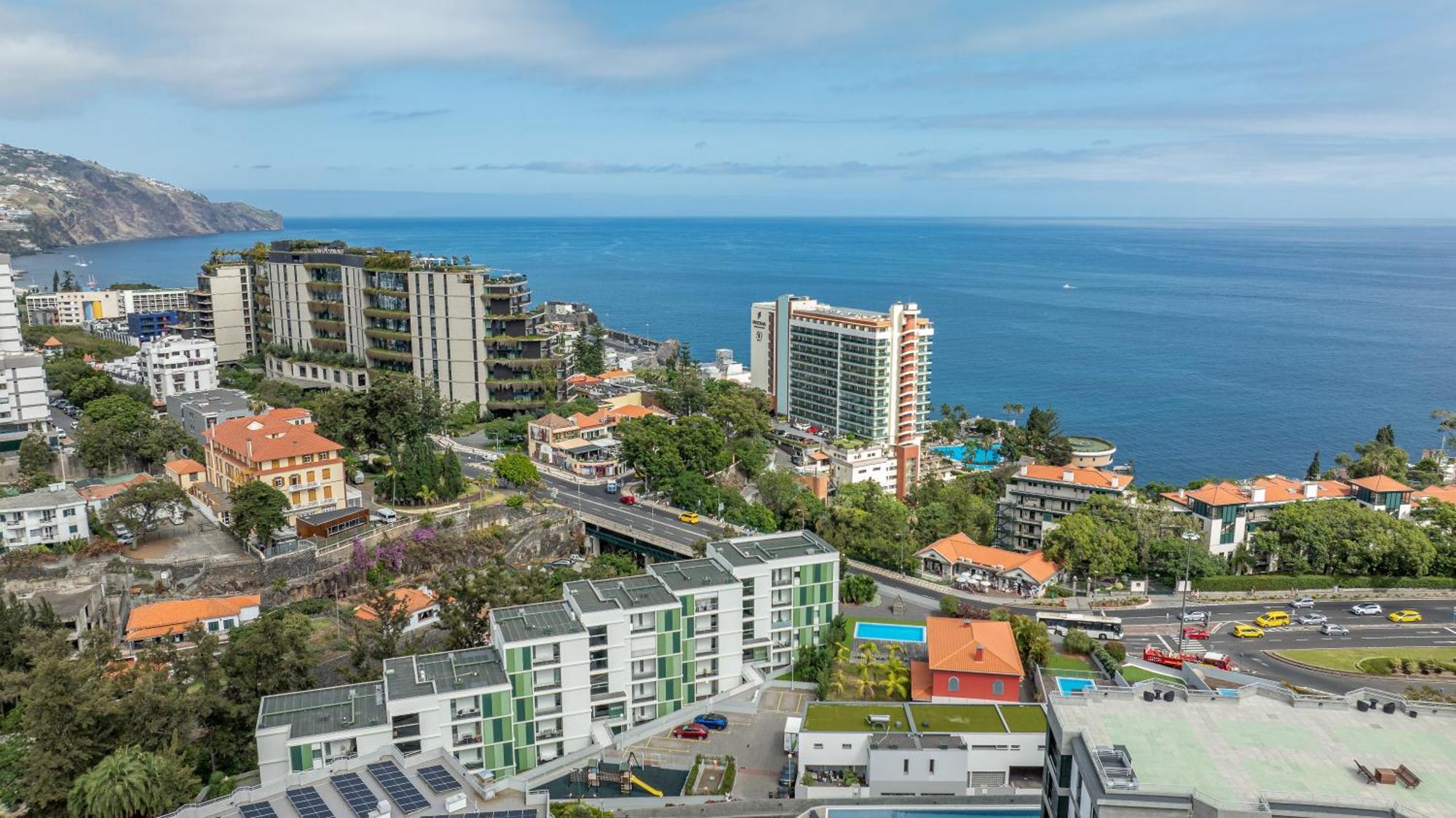 Vista Savoy By Rmz Appartement Funchal  Buitenkant foto